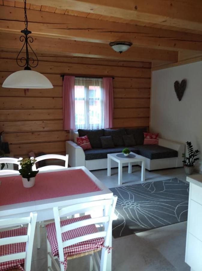 Apartmány u vlčích jam Petrovice Exterior foto