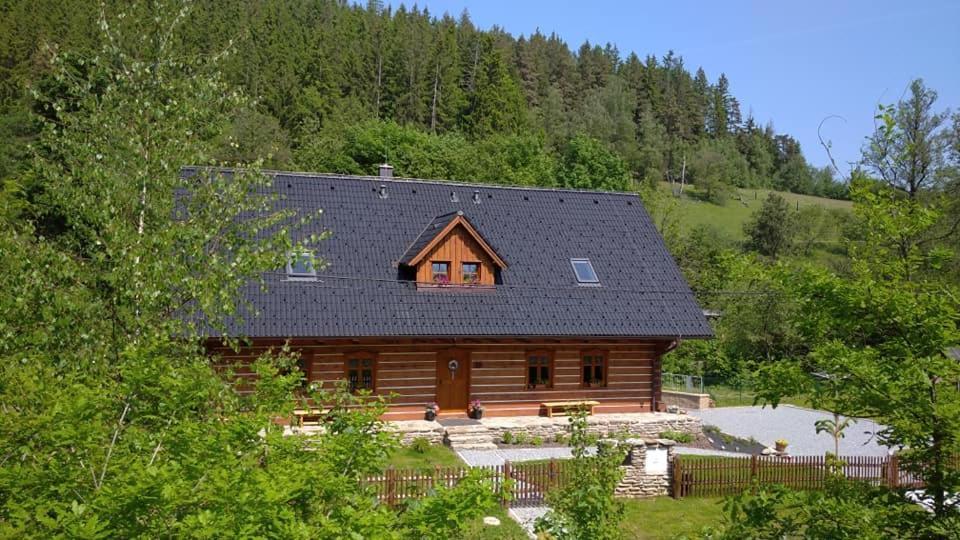 Apartmány u vlčích jam Petrovice Exterior foto