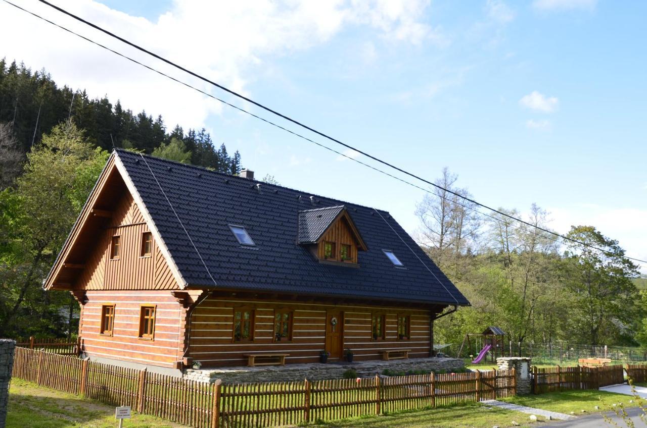 Apartmány u vlčích jam Petrovice Exterior foto