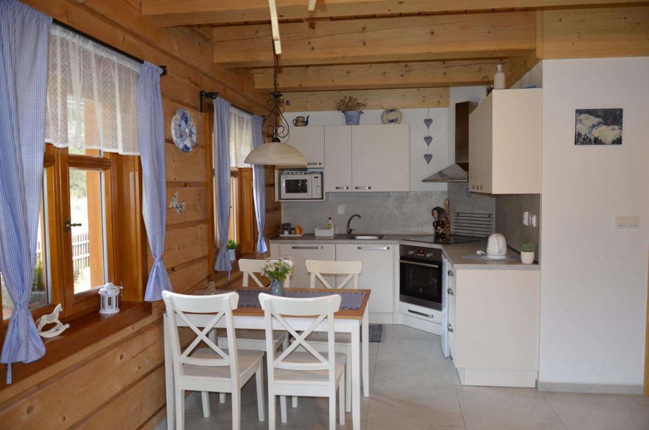 Apartmány u vlčích jam Petrovice Exterior foto