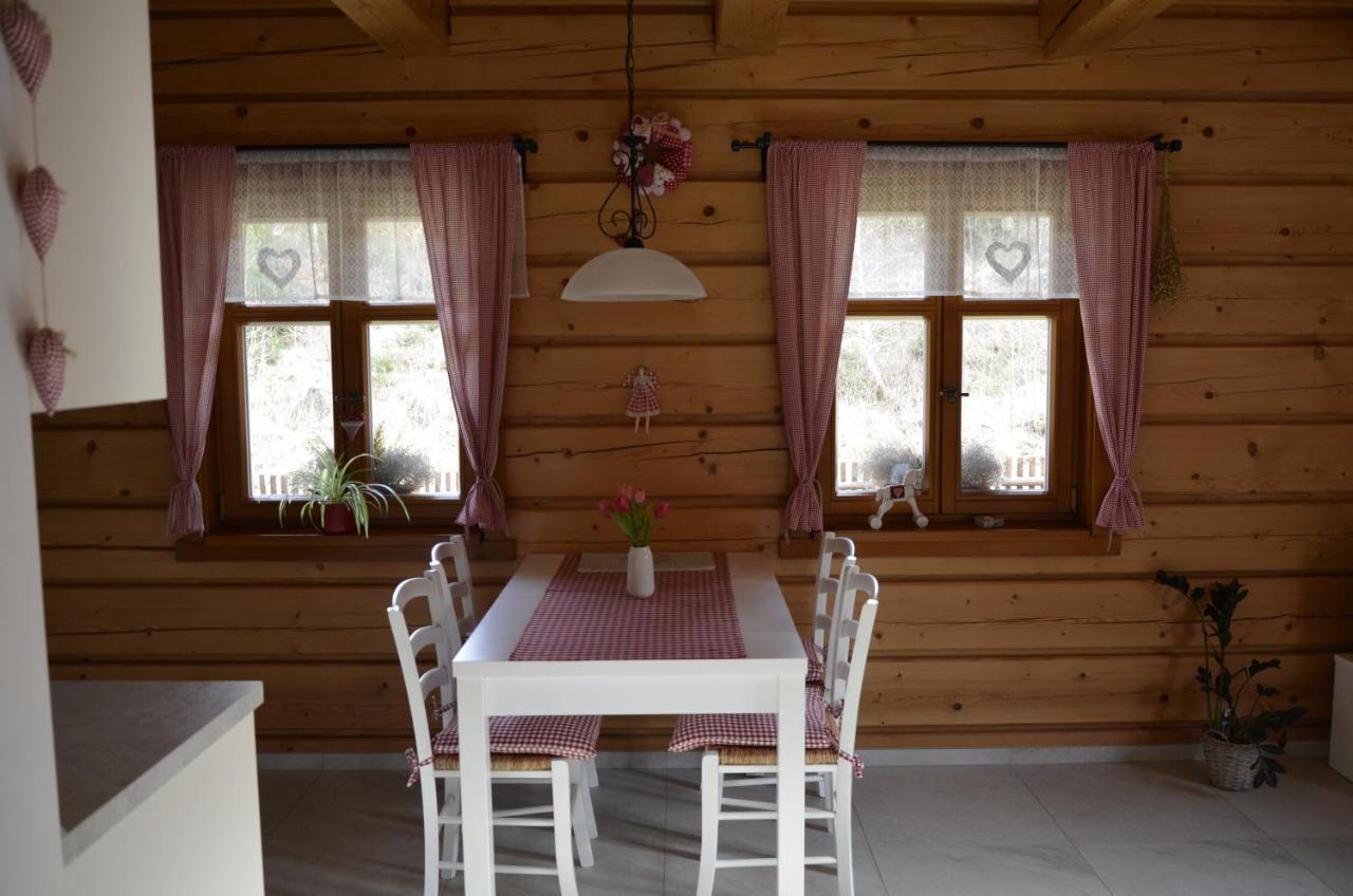 Apartmány u vlčích jam Petrovice Exterior foto