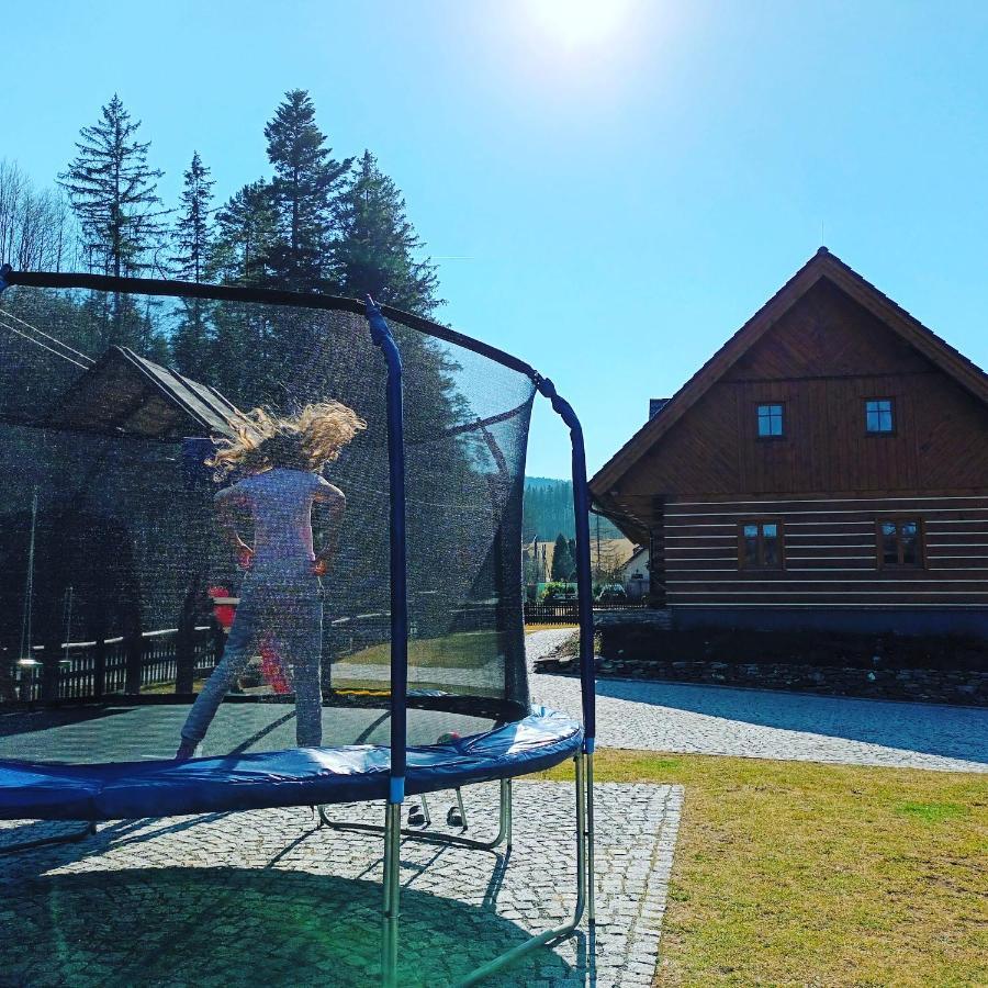 Apartmány u vlčích jam Petrovice Exterior foto