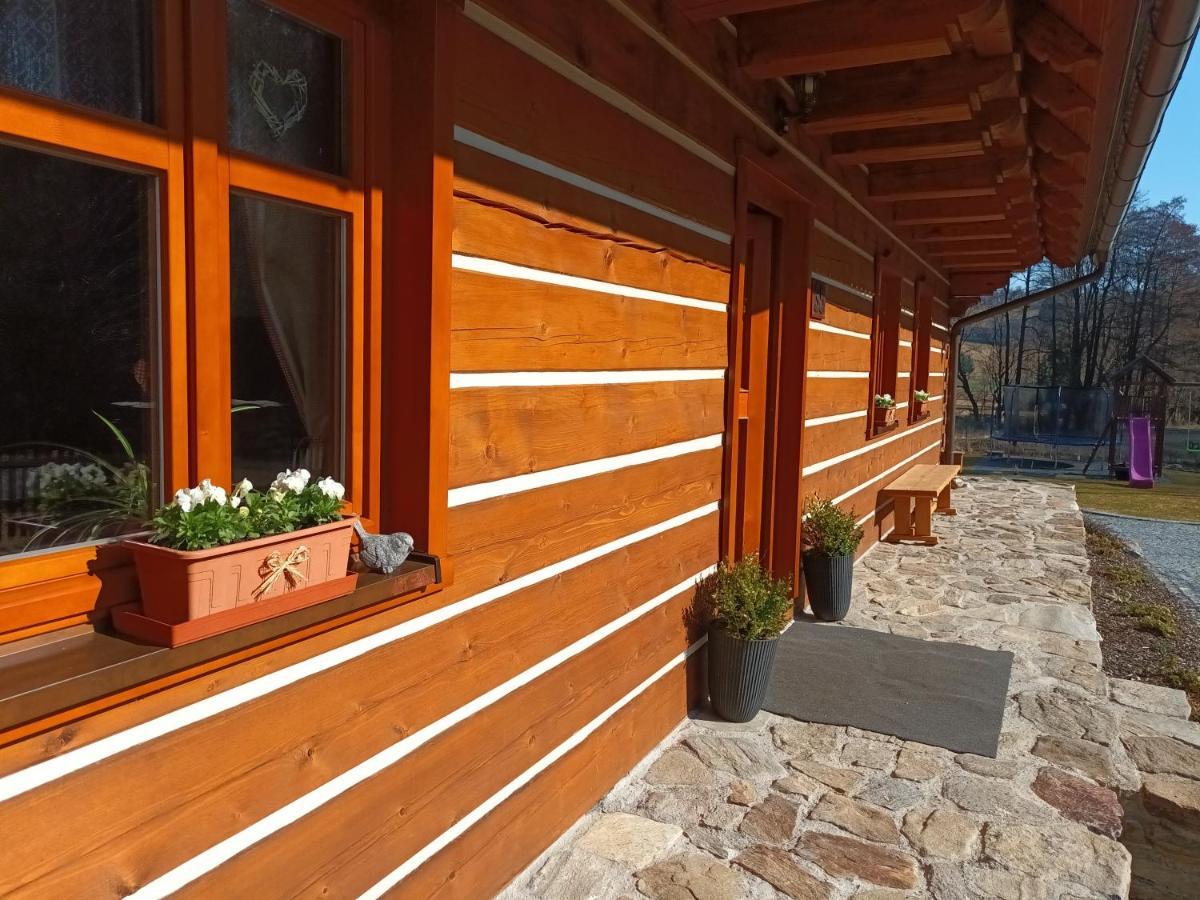 Apartmány u vlčích jam Petrovice Exterior foto
