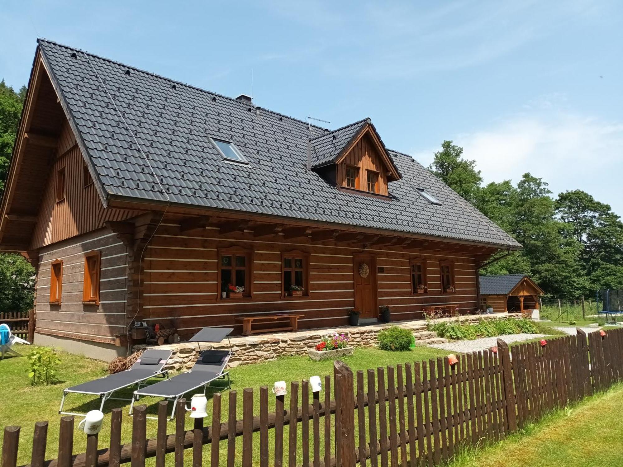 Apartmány u vlčích jam Petrovice Exterior foto